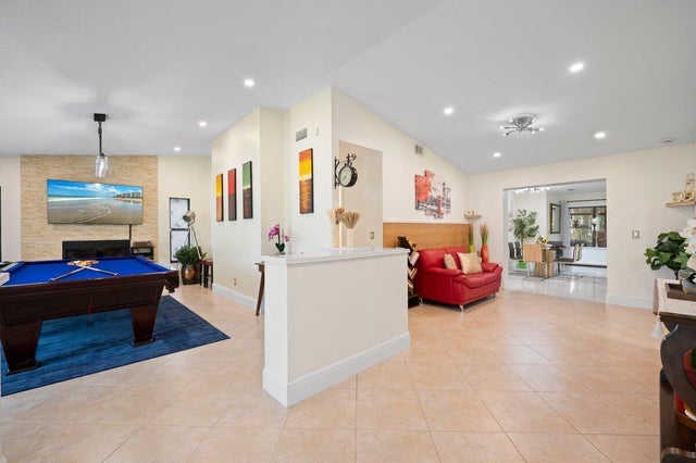 1 of 58 - 1992 Sw Brisbane St, Port Saint Lucie, FL