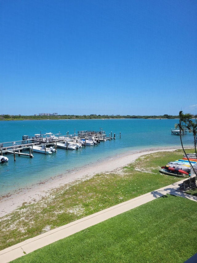 1 of 3 - 1300 Seaway Dr #a-6, Fort Pierce, FL