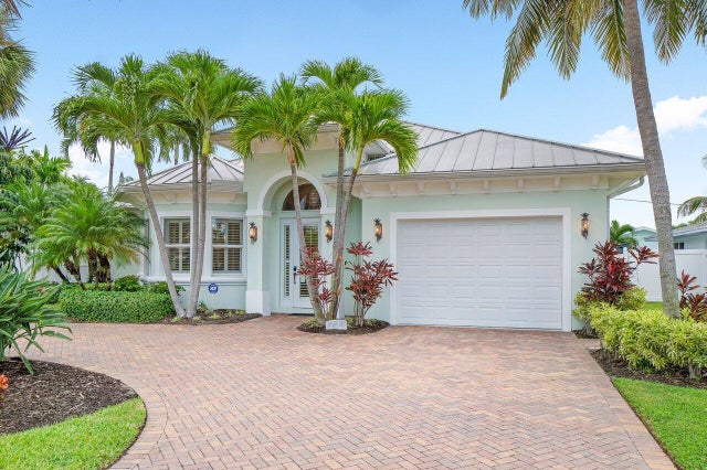 3 of 33 - 126 Blossom Lane, Palm Beach Shores, FL