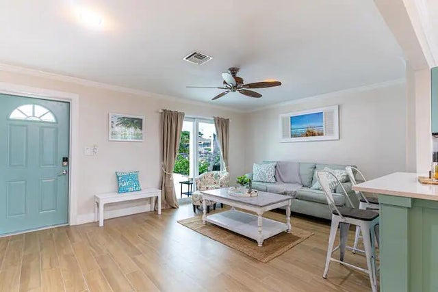 5 of 23 - 1024 S N St, Lake Worth Beach, FL