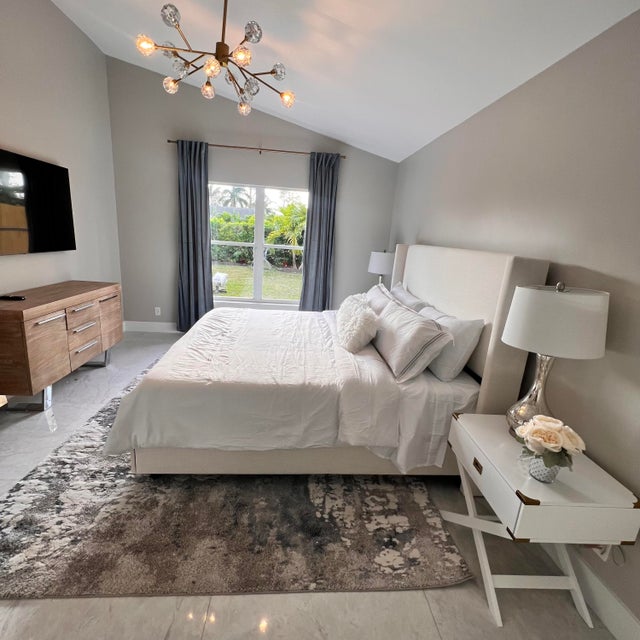 2 of 4 - 1496 Lake Breeze Dr, Wellington, FL
