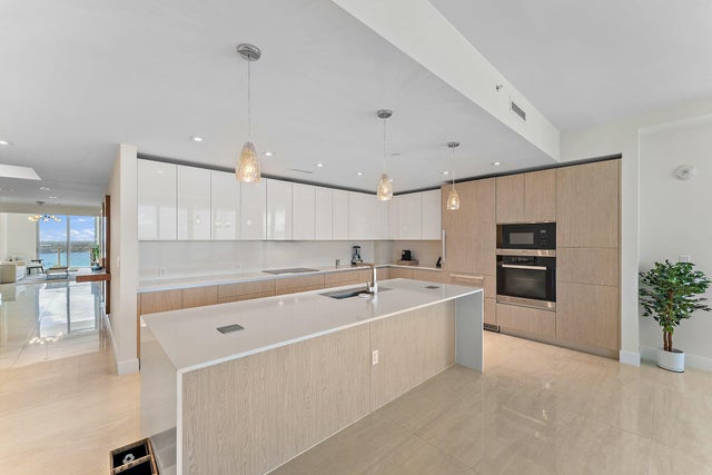 4 of 87 - 3100 N Ocean Dr #1802, Singer Island, FL