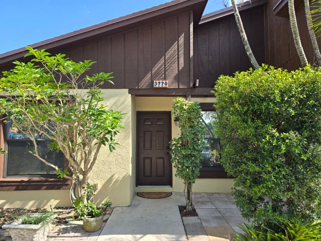 1 of 20 - 3770 Mil Stream Ct, Greenacres, FL