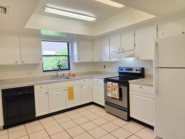 2 of 20 - 3770 Mil Stream Ct, Greenacres, FL