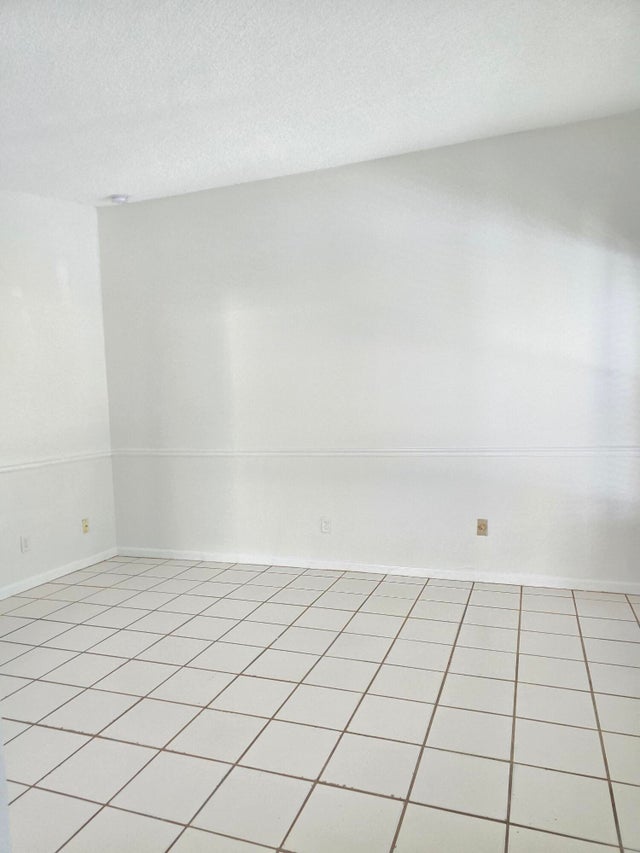 4 of 20 - 3770 Mil Stream Ct, Greenacres, FL