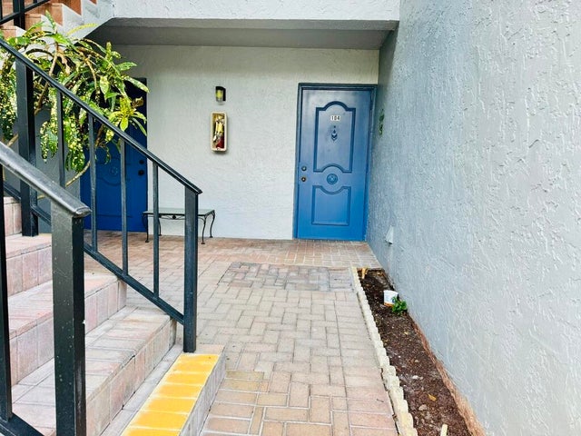 1 of 105 - 14823 Cumberland Dr #104, Delray Beach, FL