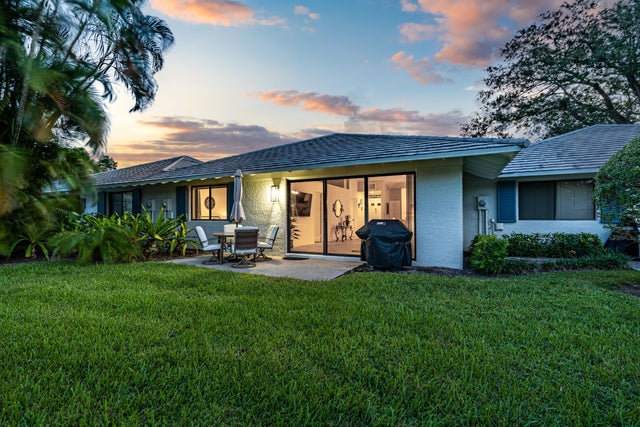 2 of 22 - 206 Club Dr, Palm Beach Gardens, FL