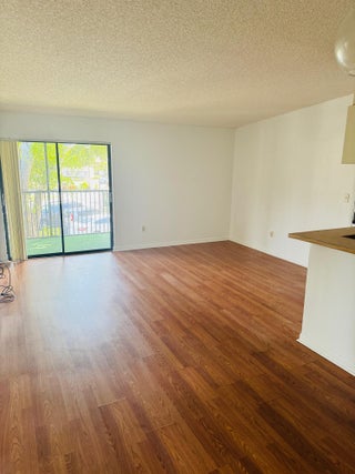 Photo of Listing #RX-11041319
