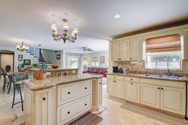 3 of 34 - 12 Fayette Dr, Ocean Ridge, FL