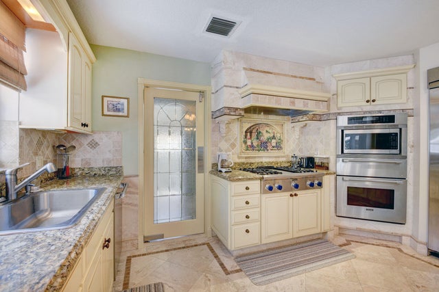 5 of 34 - 12 Fayette Dr, Ocean Ridge, FL