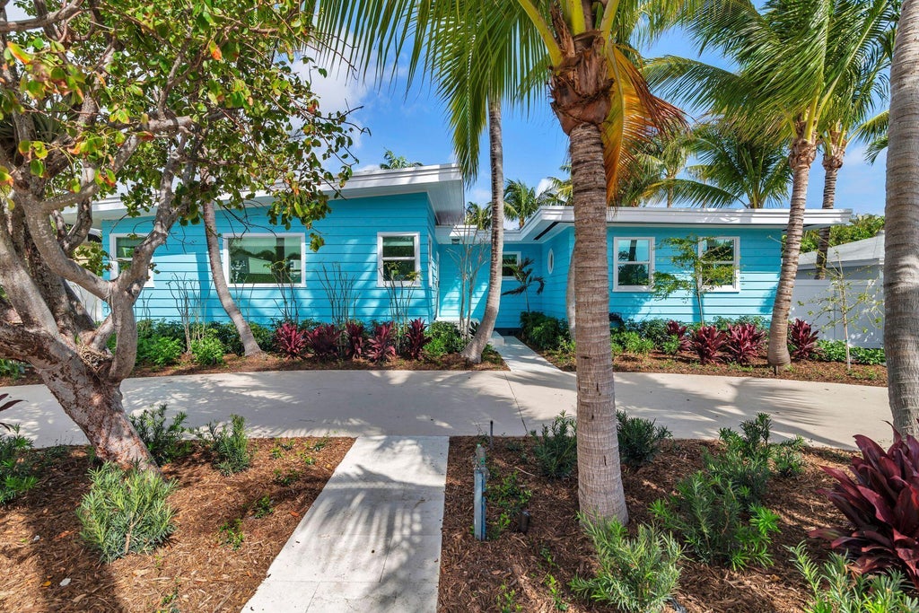 235 Santa Lucia Drive, West Palm Beach