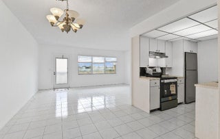 Photo of Listing #RX-11065708