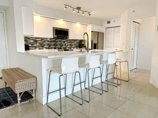 Photo of Listing #RX-11073876