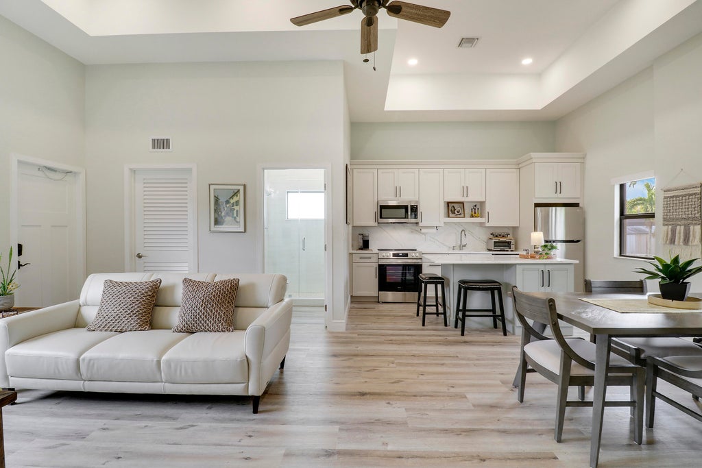 10735 Lantana Road #2, Lake Worth