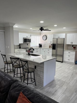 Photo of Listing #RX-11081931