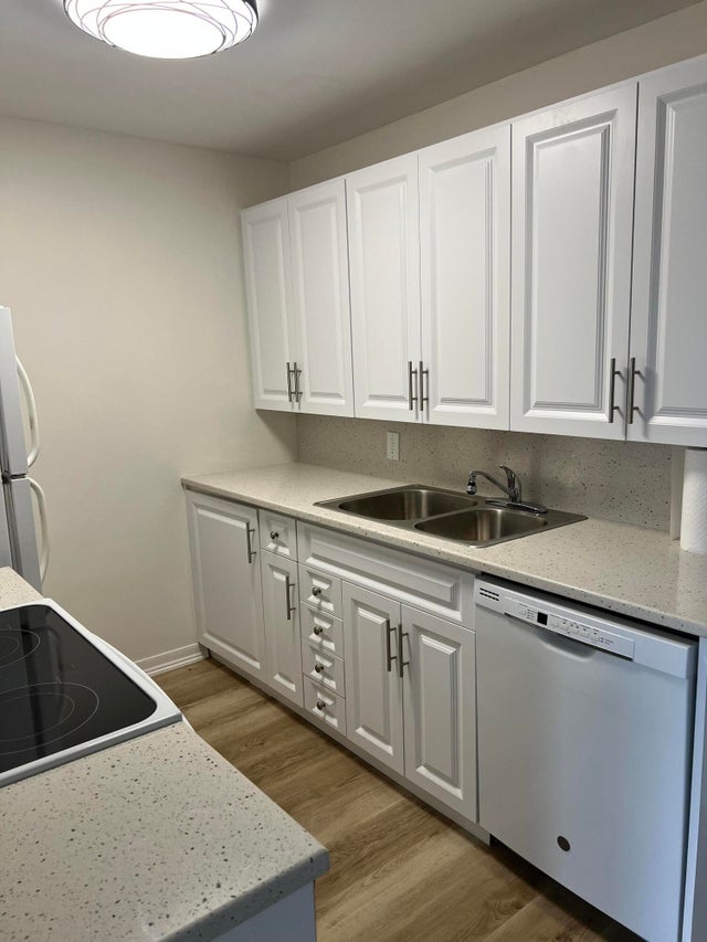 2 of 31 - 2072 Cornwall D, Boca Raton, FL