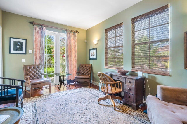 4 of 35 - 724 Park Place, West Palm Beach, FL
