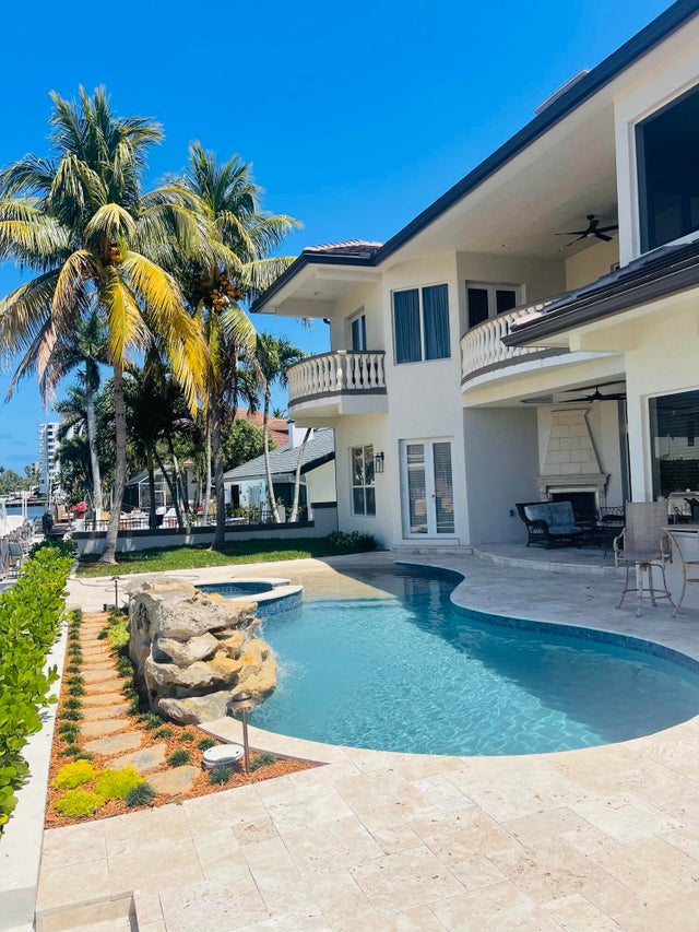 2 of 21 - 945 Cypress Dr, Delray Beach, FL