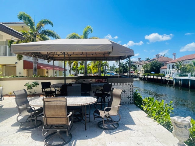 4 of 21 - 945 Cypress Dr, Delray Beach, FL