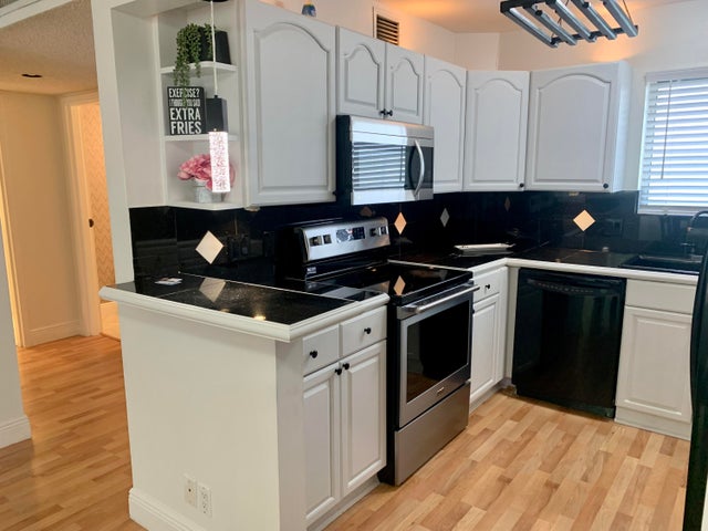 2 of 12 - 200 Waterway Dr S #307, Lantana, FL