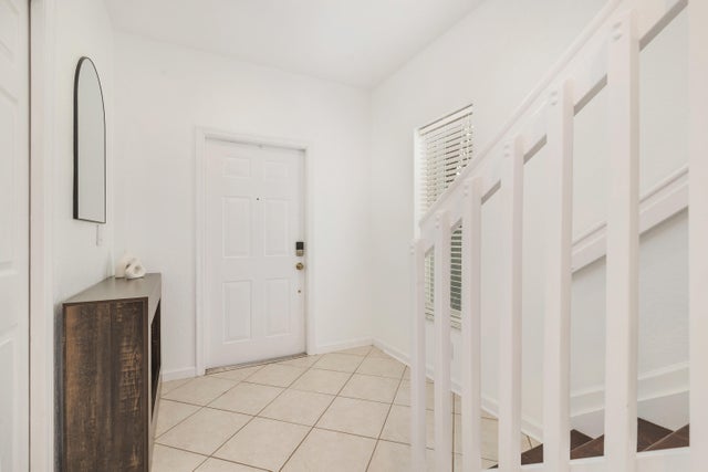 3 of 19 - 13385 Georgian Ct, Wellington, FL