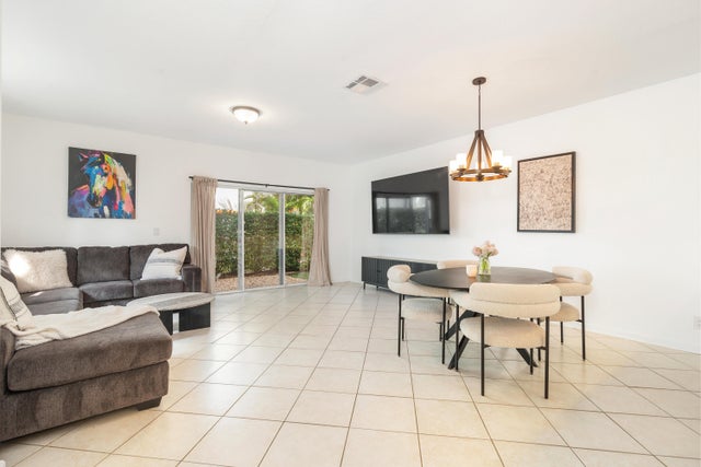 4 of 19 - 13385 Georgian Ct, Wellington, FL
