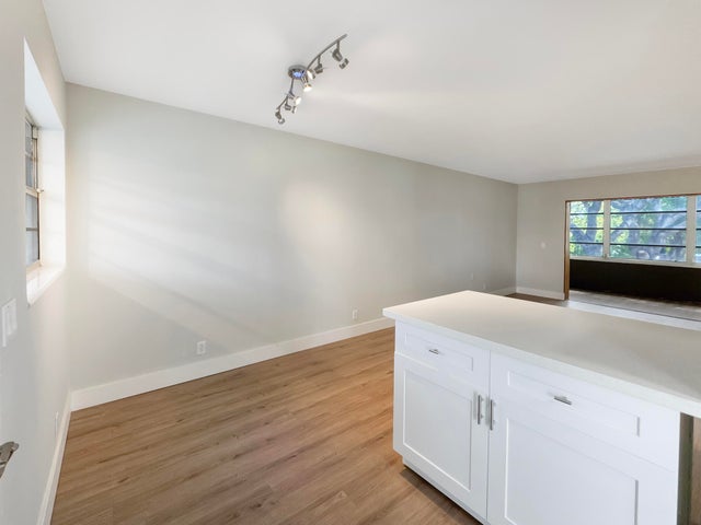 5 of 26 - 2213 Ne 1st Ct #204, Boynton Beach, FL