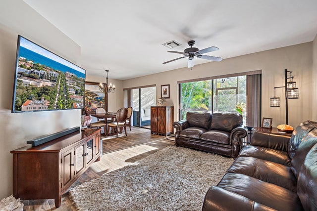 4 of 29 - 25 Lexington Lane W #b, Palm Beach Gardens, FL