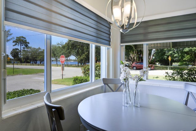 5 of 38 - 2920 Lake Osborne Dr #101, Lake Worth, FL