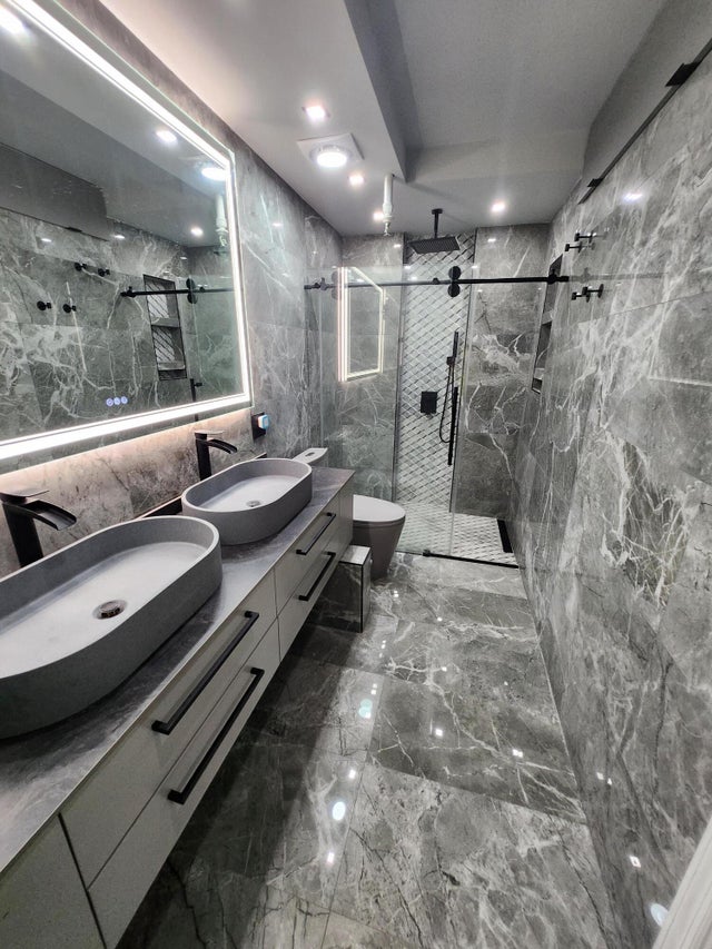 2 of 56 - 859 Jeffery St #812, Boca Raton, FL