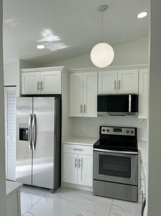 Photo of Listing #RX-11085622