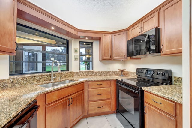 4 of 62 - 6025 Parkwalk Dr, Boynton Beach, FL