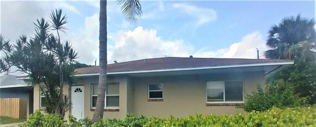 1 of 5 - 623 45th St #house, West Palm Beach, FL