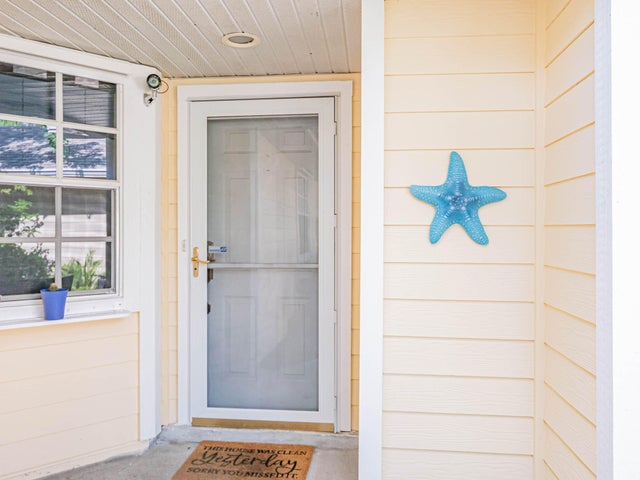 3 of 50 - 559 6th St, Vero Beach, FL