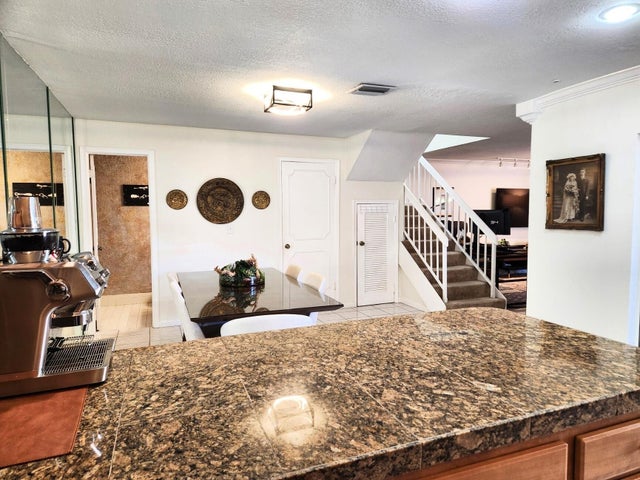 5 of 38 - 2813 Se 5th Circle #18b, Boynton Beach, FL