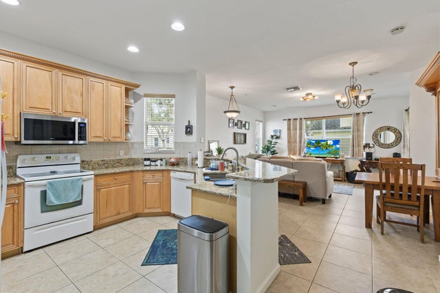 5 of 13 - 100 Shelley Lane, Fort Pierce, FL
