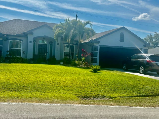 1 of 1 - 585 Sw Undallo Road, Port Saint Lucie, FL