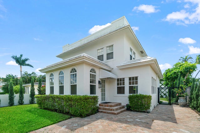 1 of 39 - 224 10th St, West Palm Beach, FL