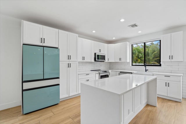 3 of 43 - 11159 Nantucket Bay Ct, Wellington, FL