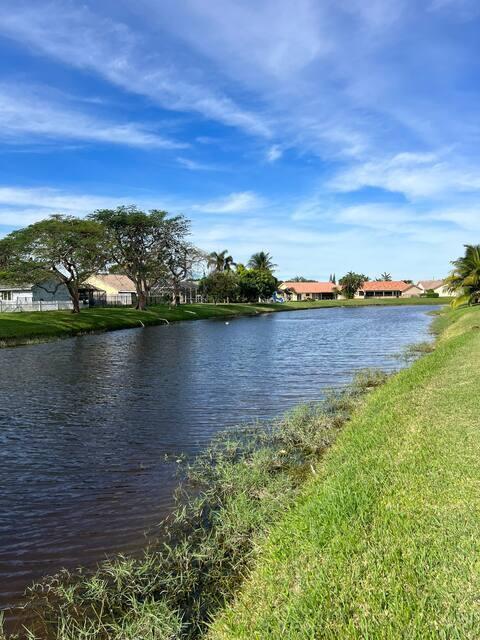 3 of 30 - 9775 Sun Pointe Dr, Boynton Beach, FL