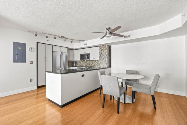 3 of 35 - 1801 N Flagler Dr #407, West Palm Beach, FL