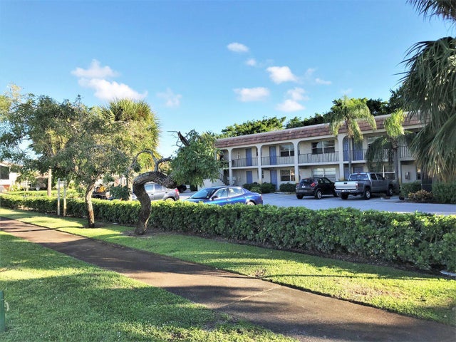 5 of 10 - 690 Kingsbridge St #12, Boca Raton, FL