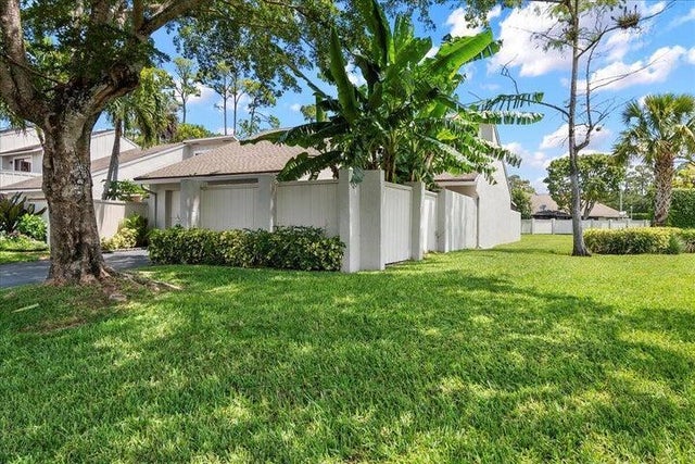 3 of 30 - 12781 Spinnaker Lane, Wellington, FL