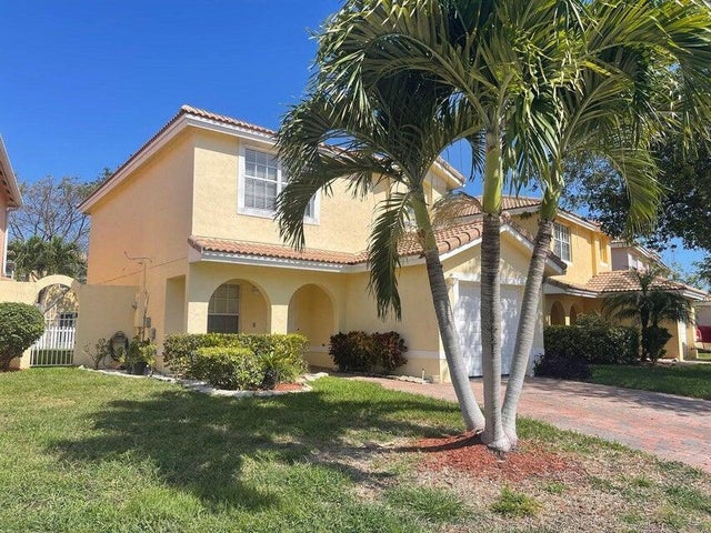 2 of 34 - 6639 Duval Av, West Palm Beach, FL