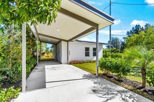 2 of 19 - 4400 Greenwood Av, West Palm Beach, FL
