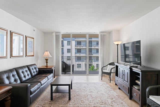 5 of 21 - 99 Se Mizner Blvd #639, Boca Raton, FL