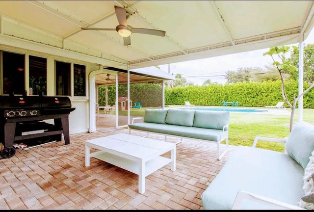 5 of 18 - 247 Bloomfield Dr, West Palm Beach, FL