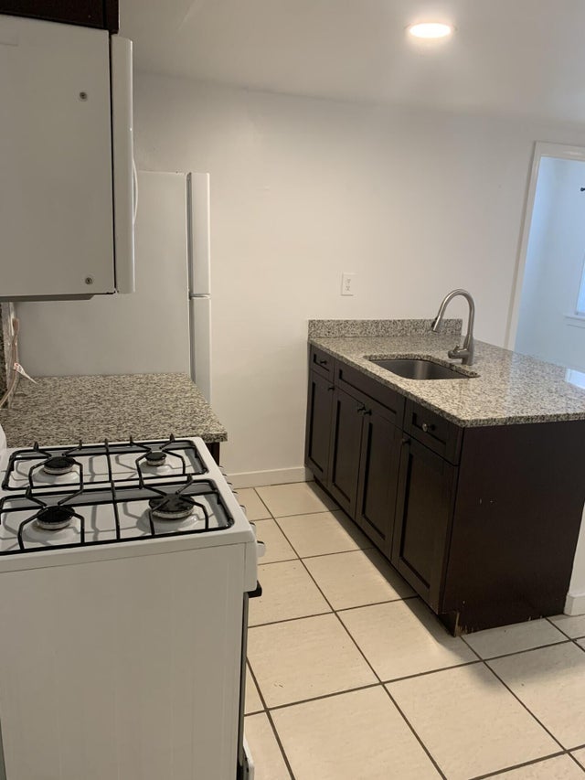 4 of 15 - 4561 Lake Av #9, West Palm Beach, FL