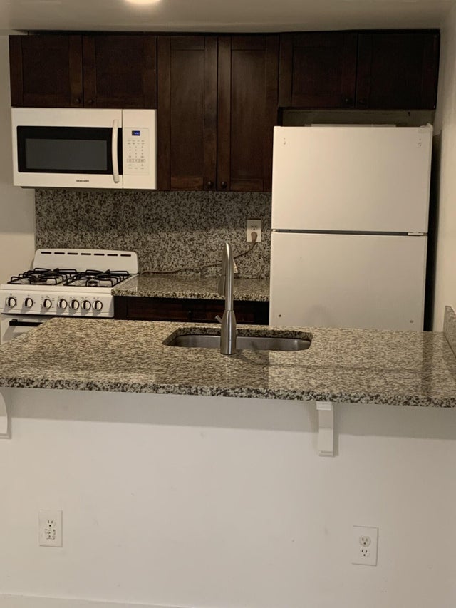 5 of 15 - 4561 Lake Av #9, West Palm Beach, FL