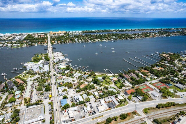 3 of 46 - 210 S Lake Dr, Lantana, FL